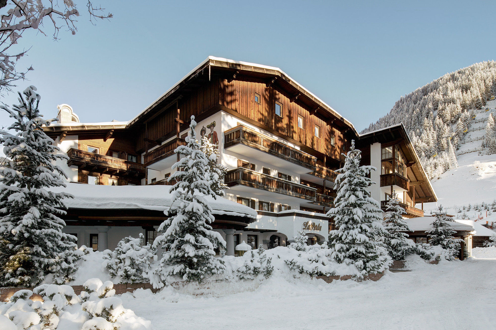 Hotel La Perla: The Leading Hotels Of The World Corvara In Badia Exterior photo